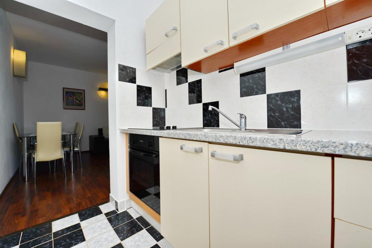 Apartmani L&R Bibinje Eksteriør billede