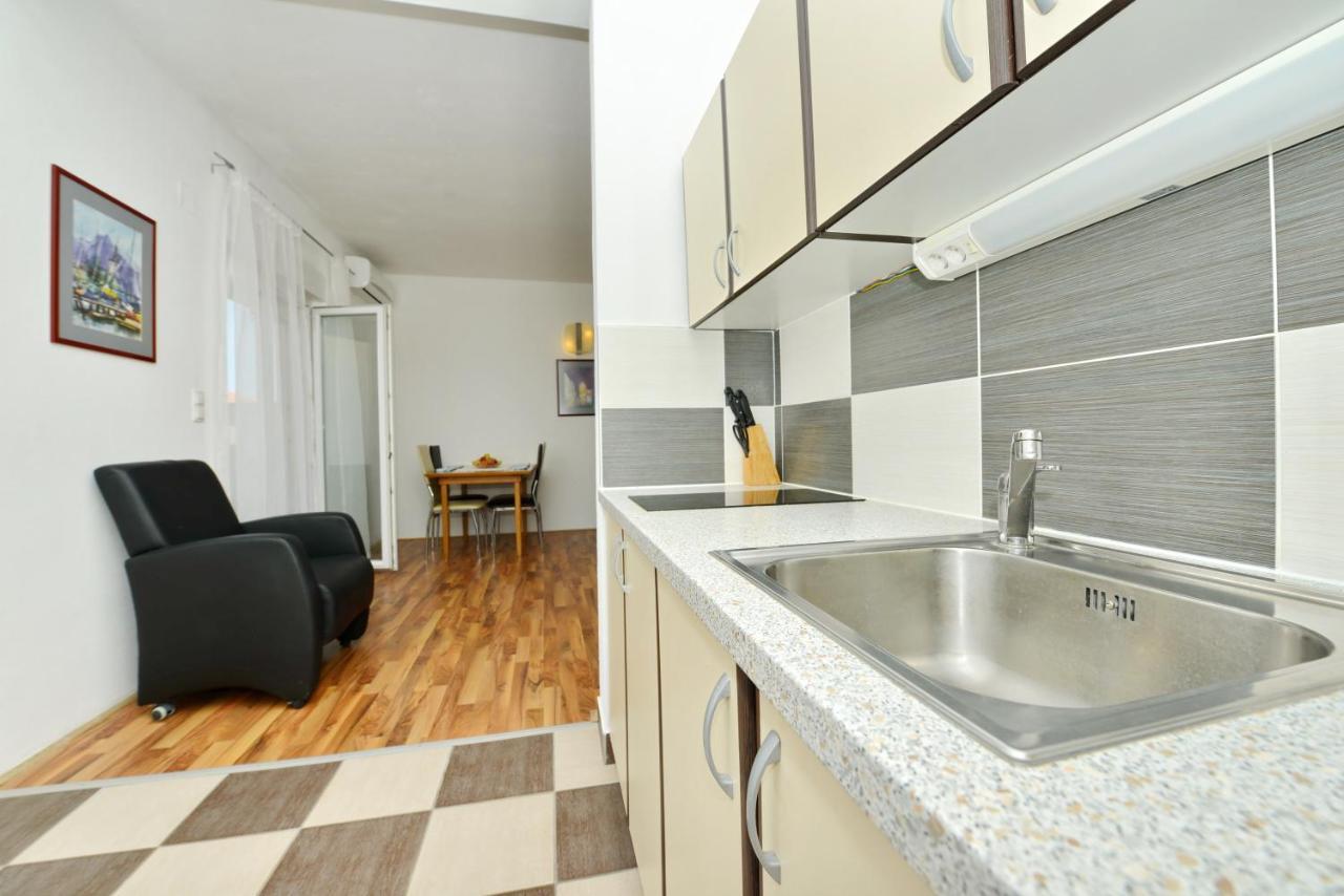 Apartmani L&R Bibinje Eksteriør billede