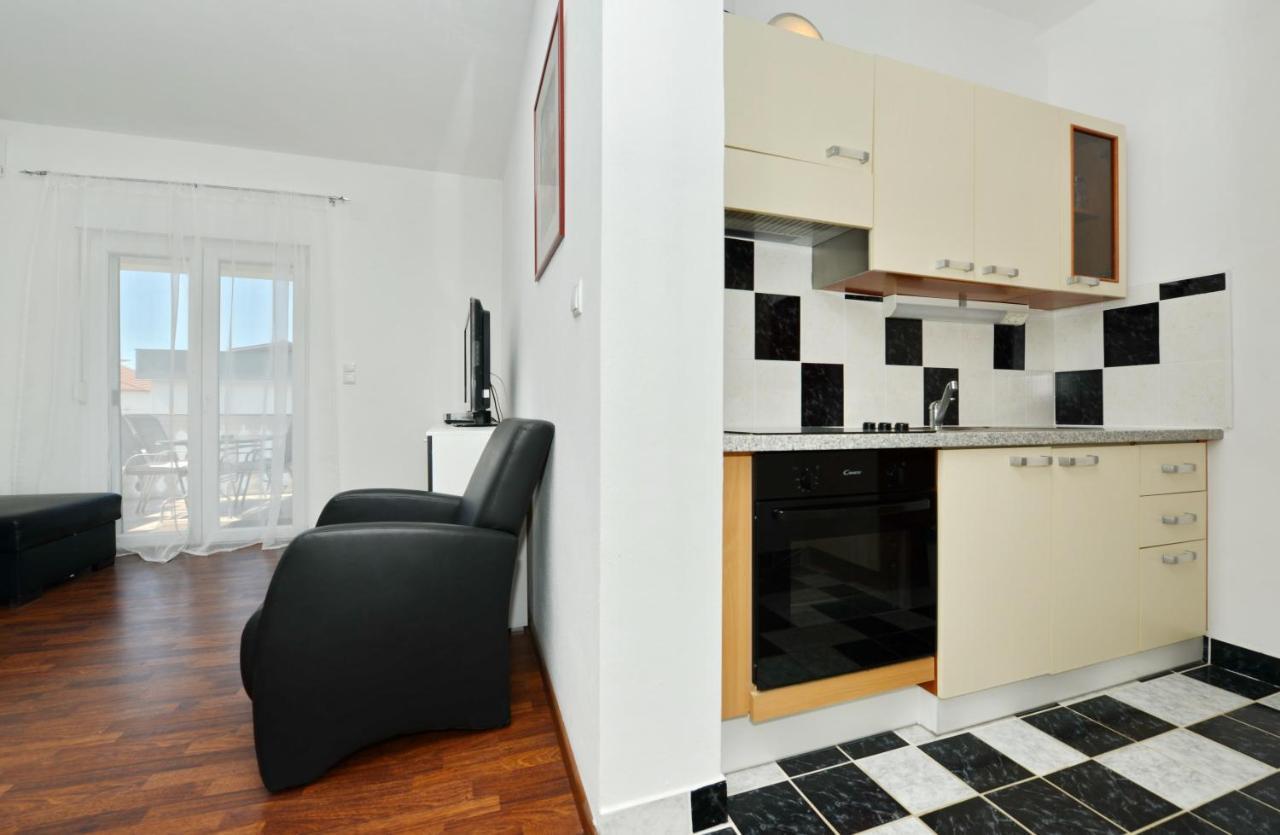 Apartmani L&R Bibinje Eksteriør billede